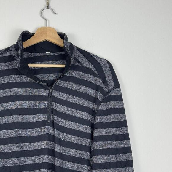 Lululemon Studio 1/2 Zip Sweatshirt Classic Stripe Heathered Black Men Sz XL Gym - Picture 4 of 13